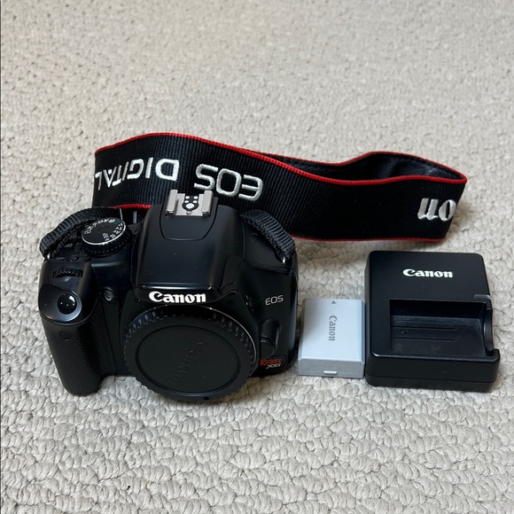 Canon EOS Digital Camera with Black Finish